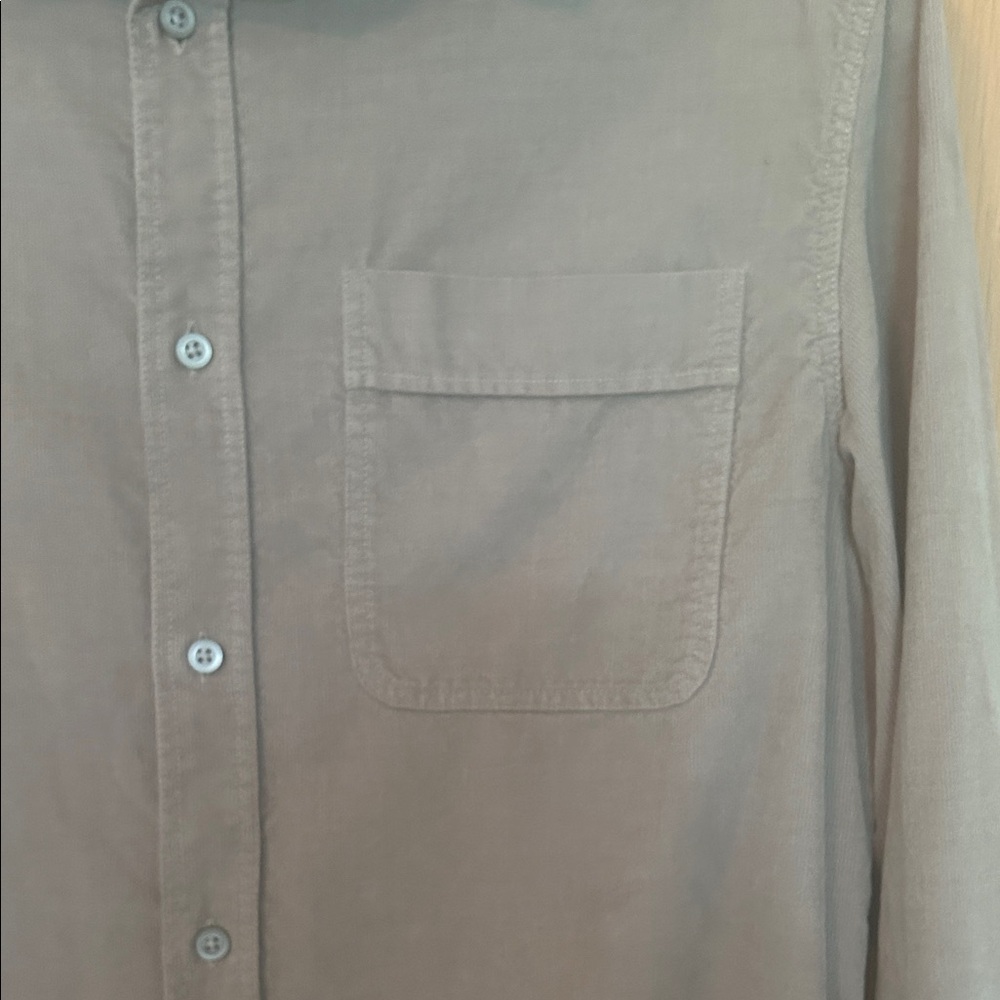 Banana Republic Men's Casual Button Down Shirt - brown corduroy. - Picture 2 of 6